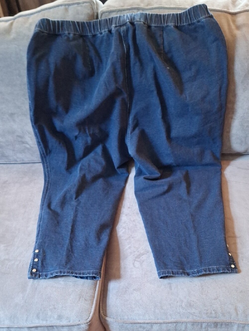 Quacker Factory Cropped Dreamme Jeans With Bling Size 2X - Picture 10 of 10